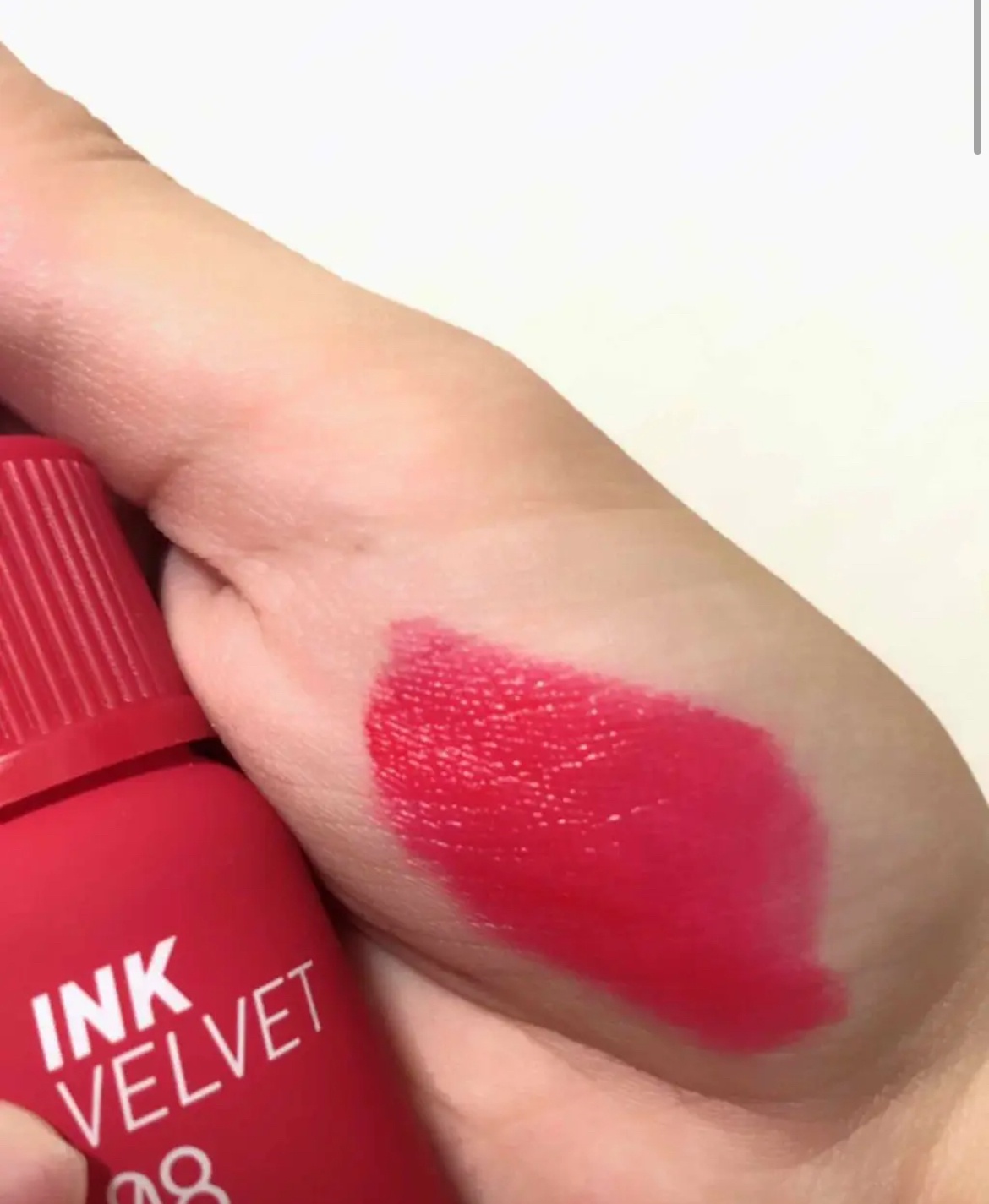 リップに詳しい方、教えてください!( ; ; )by ♪☆優衣☆♪さんの画像