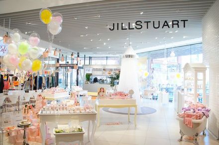 Jill Stuart Pop Up Shop きゅんとする ジルスチュアートカフェ がかわいすぎると話題 Naver まとめ