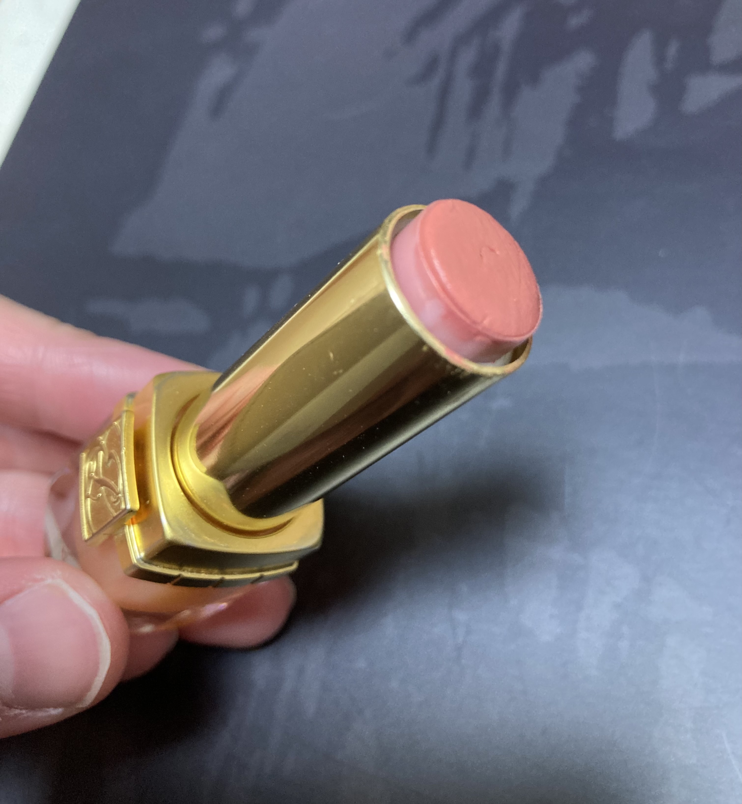 似た色のリップを探してますby 三遠viviさんの画像