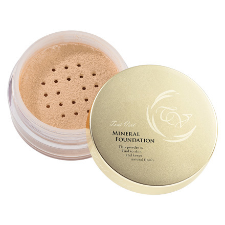 Mineral Foundation Subtle Shine / TOUT VERT