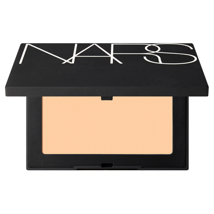SOFT VELVET PRESSED POWDER / NARS