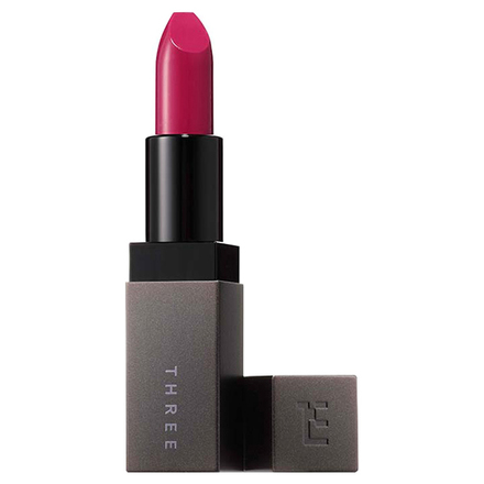 Daringly Demure Lipstick / THREE