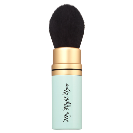 Mr. Right Now Travel-Size Retractable Powder Brush / Too Faced