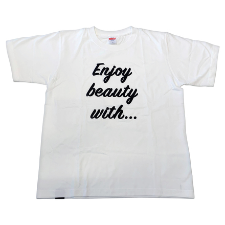 TOKYO T-Shirt / @cosmeTOKYO