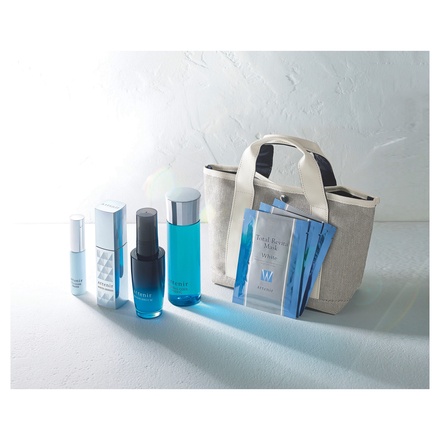 SUMMER COFFRET BRIGHT INSPIRE / Attenir