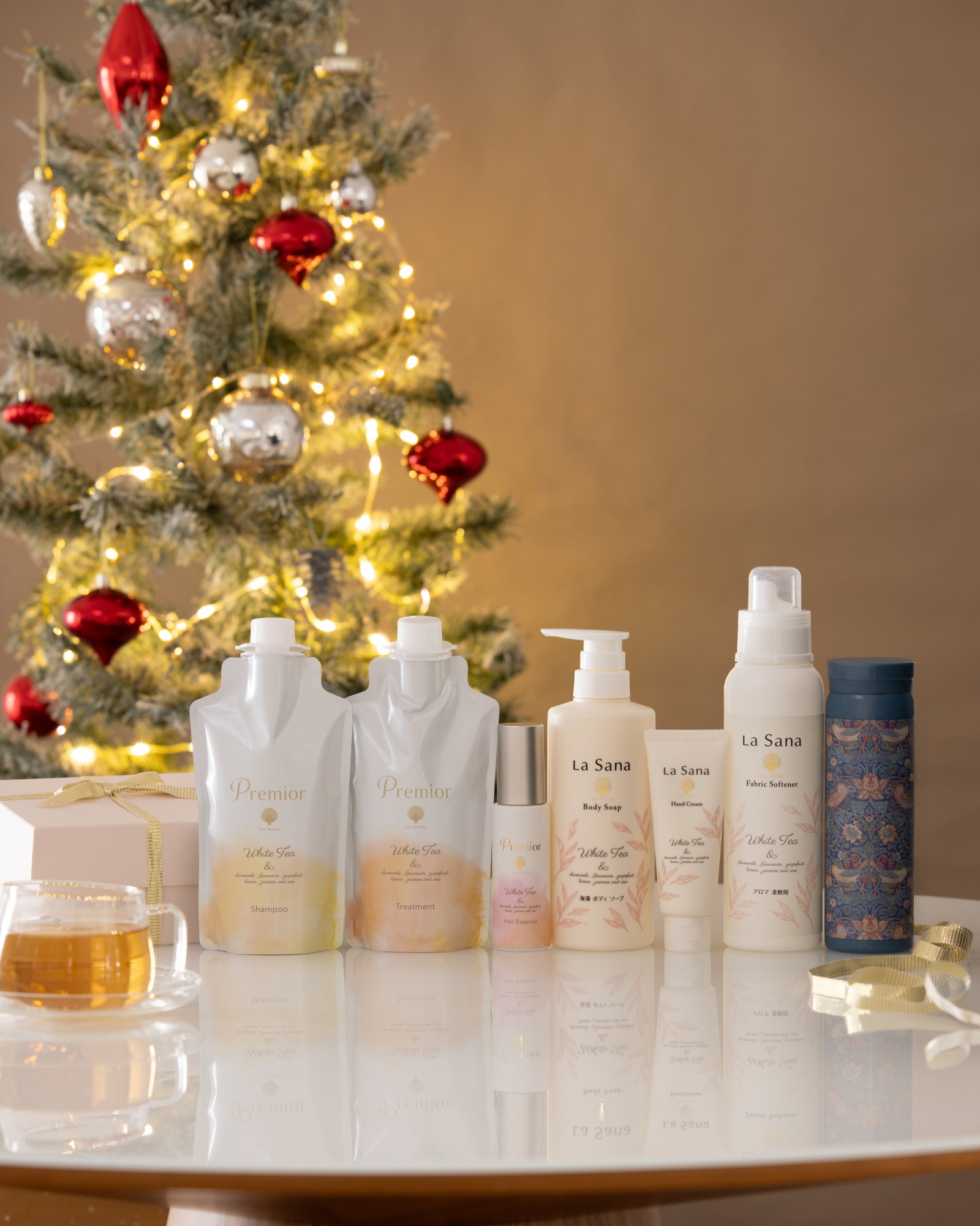 �_�N���X�}�X�R�t��2025���c�^�@��������ʂɂ���A�C�e���ŁA�S�Ƃ��߂��z���f�[���B