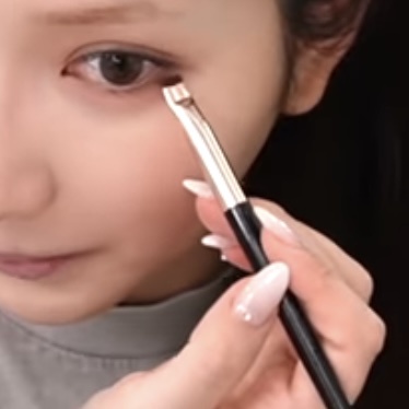 �摜�̃u���Vby r_r_h����̉摜