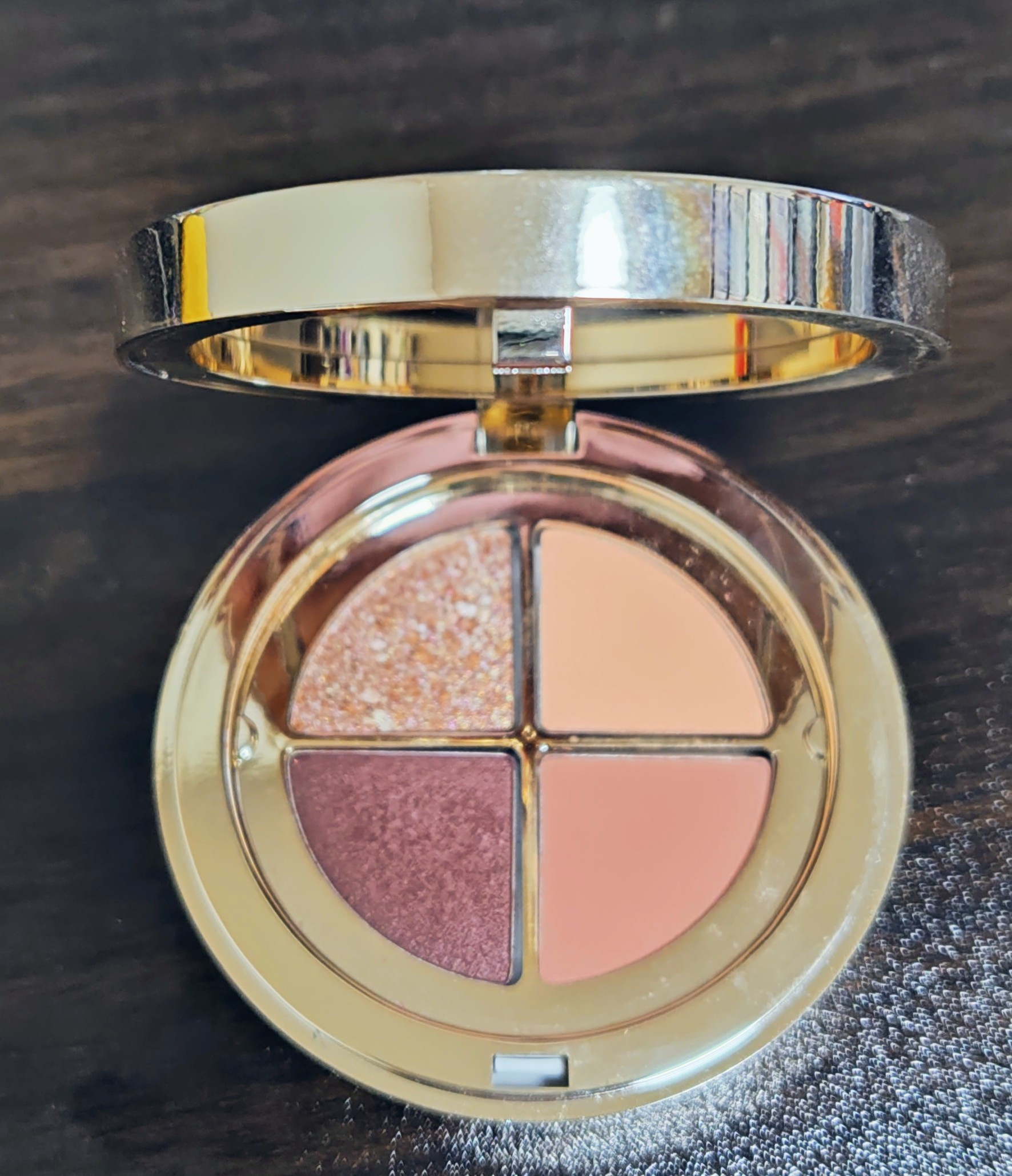 �~���[�e�b�h�I�[�^���̃A�C�V���h�Eby �i@_@�j����̉摜